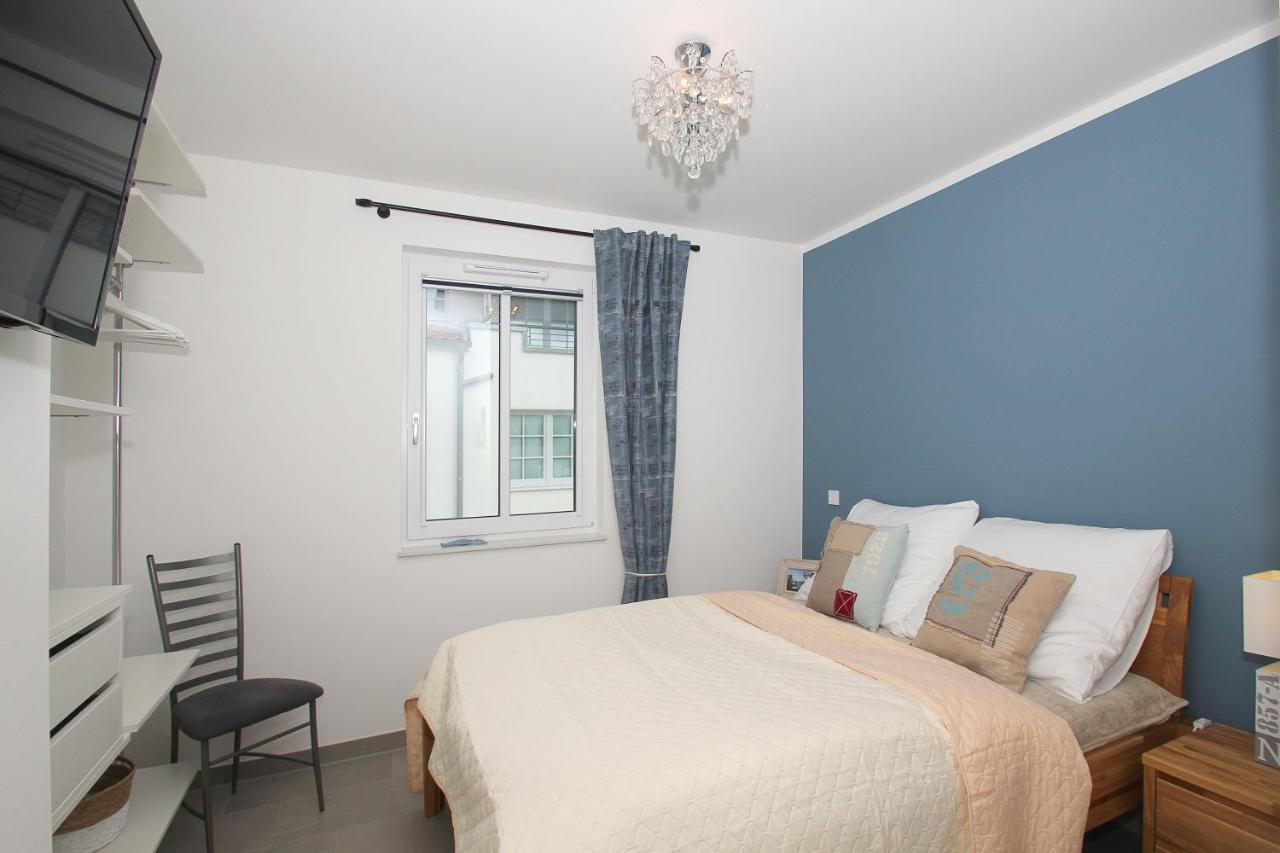 Zentrale Fewo Mit Balkon, Gratis Nutzung Vom Ahoi Erlebnisbad Und Sauna In Sellin - Villa Anni Fewo 05 괴렌 외부 사진